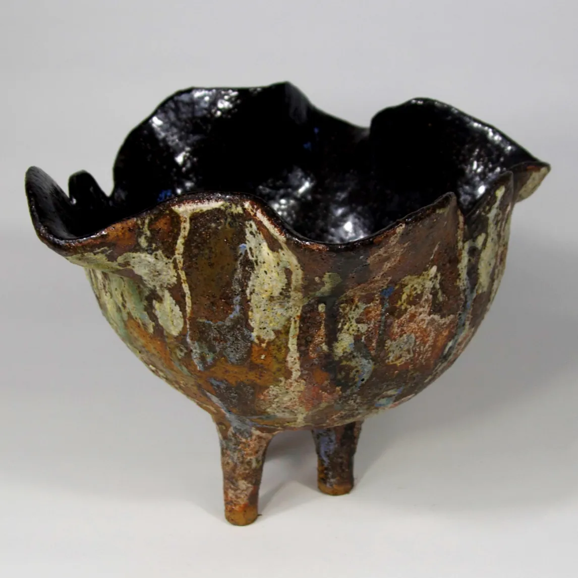 PENSIEVE — Stoneware, 28cm x 23cm. Ceramic work by Dubravka Sabljak. View 4 of 4.